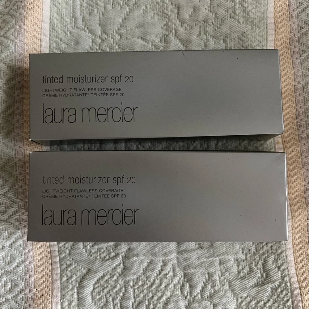 laura mercier brand new